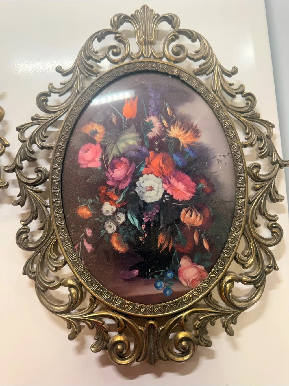 Set of 2 Made in Italy Vintage Floral Oval Wall Plaques Ornate Brass Gold Frames